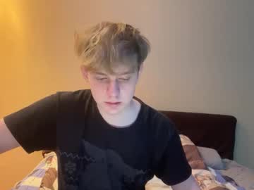 _Cuteguys Chaturbate stream image from December 24, 2024