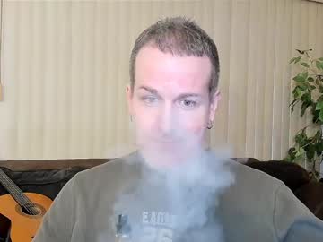 Howiefeels Chaturbate stream image from December 24, 2024