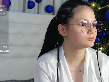 Maiibelle Chaturbate stream image from December 24, 2024