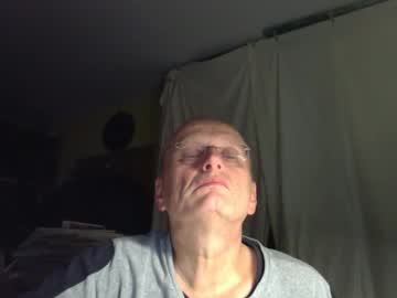 Bluesbr1 Chaturbate stream image from December 25, 2024