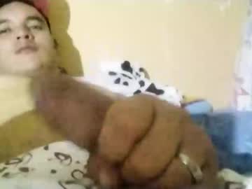 Carlos101685 Chaturbate stream image from December 25, 2024