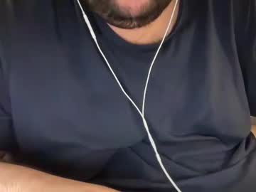 Hairychub816 Chaturbate stream image from December 25, 2024