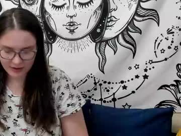 Hell_Helga Chaturbate stream image from December 25, 2024