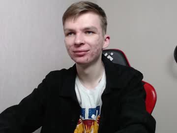 Mnsbstvar Chaturbate stream image from December 25, 2024