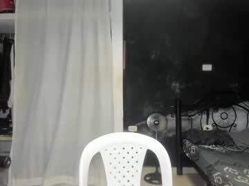Regan_Jhonson Chaturbate stream image from December 25, 2024