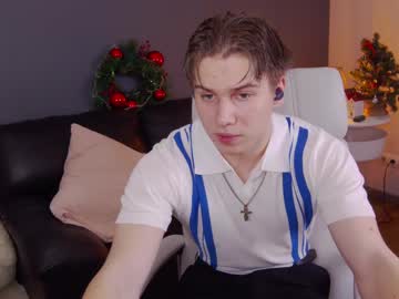 Nefr1lll Chaturbate stream image from December 25, 2024