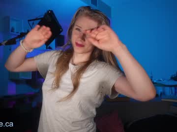 Julia_Jane Chaturbate stream image from December 25, 2024