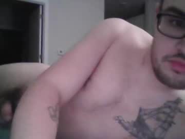 Silly_Willy13 Chaturbate stream image from December 25, 2024