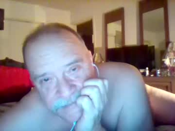 Wvmountainlover Chaturbate stream image from December 25, 2024
