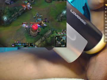 Youraveragedicker Chaturbate stream image from December 25, 2024
