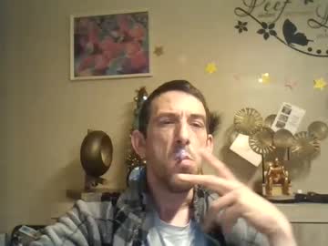 Skinnybigcock2 Chaturbate stream image from December 25, 2024