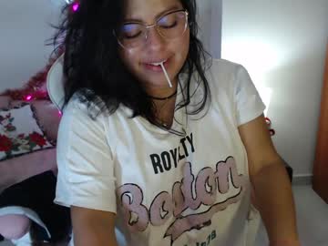 Cutejess45 Chaturbate stream image from December 25, 2024