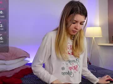 Fairy_Ella Chaturbate stream image from December 25, 2024