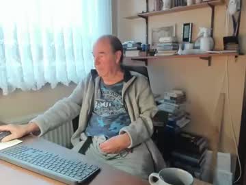Cammee Chaturbate stream image from December 25, 2024