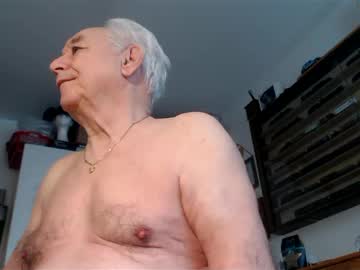 Subibuns Chaturbate stream image from December 25, 2024