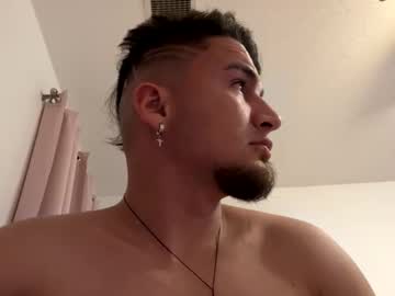 Ostinchicosexy Chaturbate stream image from December 25, 2024