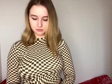 Kittylovely17 Chaturbate stream image from December 25, 2024