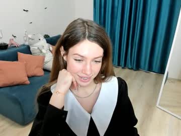 Bessy_Easy Chaturbate stream image from December 25, 2024