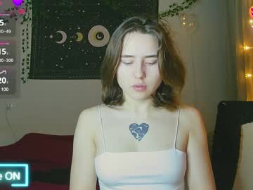Aurora_Worker Chaturbate stream image from December 25, 2024