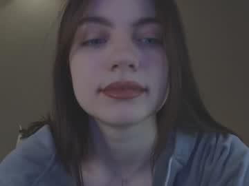 Kattyyy_Cat Chaturbate stream image from December 25, 2024