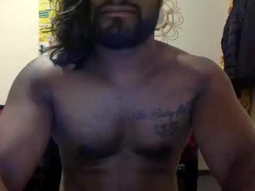 Harlyharll Chaturbate stream image from December 25, 2024