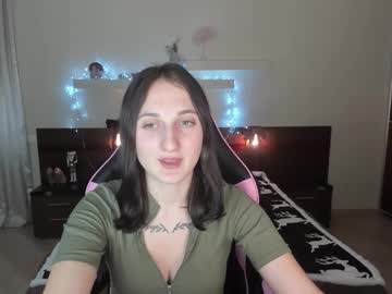 Kommunelifoxi Chaturbate stream image from December 25, 2024