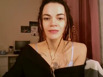 Maryholm Chaturbate stream image from December 25, 2024