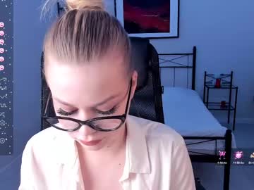 Cute_Paw Chaturbate stream image from December 25, 2024