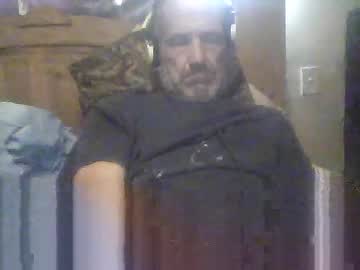 Easye4015 Chaturbate stream image from December 25, 2024