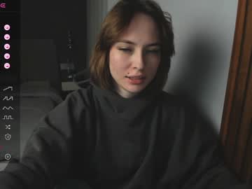 Adelefoster_ Chaturbate stream image from December 25, 2024