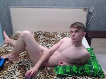 Cute_Oliver Chaturbate stream image from December 25, 2024