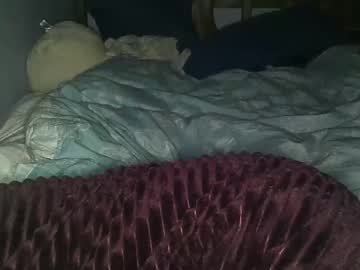 Foxycamss Chaturbate stream image from December 25, 2024