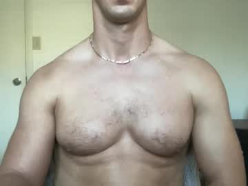 Runfasterxo Chaturbate stream image from December 25, 2024