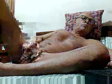 Hardcockforhornybums Chaturbate stream image from December 25, 2024
