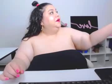 Naomisakixx Chaturbate stream image from December 25, 2024