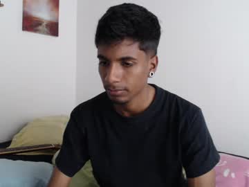 Khevinlopezonig Chaturbate stream image from December 25, 2024