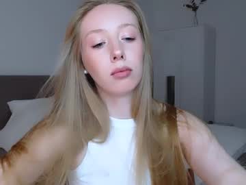 Luna_Insanity Chaturbate stream image from December 25, 2024