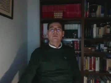 8age Chaturbate stream image from December 25, 2024