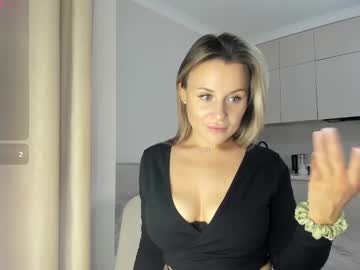 Cometoseeme_ Chaturbate stream image from December 25, 2024
