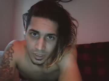 Lapingatuquieres Chaturbate stream image from December 25, 2024