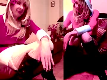 Passion4fashion Chaturbate stream image from December 25, 2024