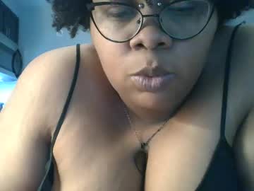 Plushbunny420 Chaturbate stream image from December 25, 2024