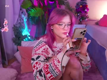 Crazy__Wine Chaturbate stream image from December 25, 2024