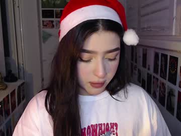 Latina_Mia Chaturbate stream image from December 25, 2024