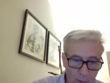 52artur Chaturbate stream image from December 25, 2024