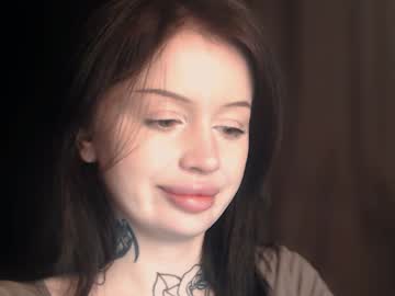 Lizziesweety Chaturbate stream image from December 25, 2024