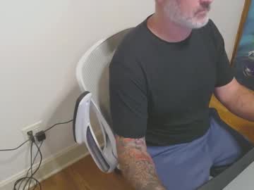 Dadbodytats Chaturbate stream image from December 26, 2024