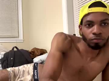 Lorenzo17a Chaturbate stream image from December 26, 2024