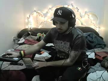 Oliverfrommexico Chaturbate stream image from December 26, 2024