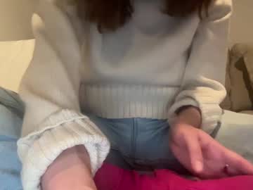 Olive_Nextdoor Chaturbate stream image from December 26, 2024